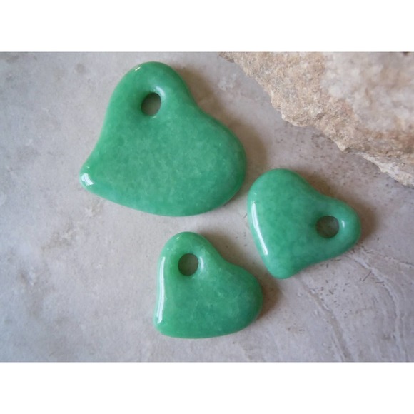 Mottled Mint Green. Cast Glass Hearts. Handmade Pendant Bead Set. C-04 - Picture 1 of 5